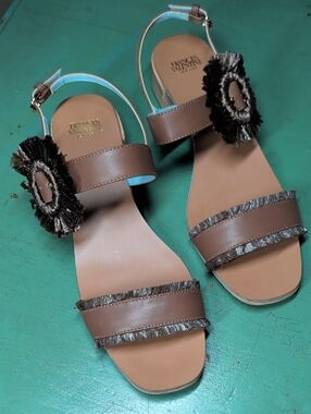 Frances Valentine Brown leather raffia fringe block heel sandals size 7